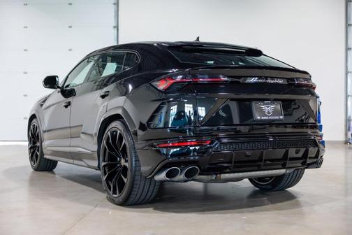 2021 Lamborghini Urus