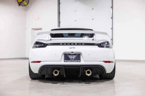 2021 Porsche 718 Cayman GT4