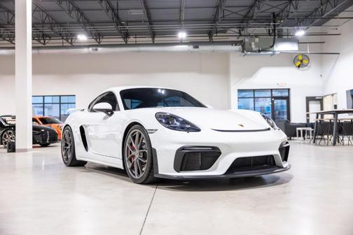 2021 Porsche 718 Cayman GT4