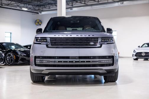 Eiger Grey 2025 Land Rover Range Rover P530 SE
