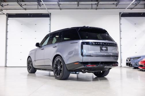 Eiger Grey 2025 Land Rover Range Rover P530 SE