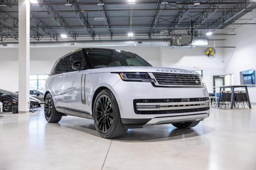 2025 Land Rover Range Rover P530 SE