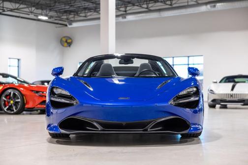 2022 McLaren 720S SPIDER