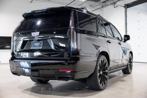 2025 Cadillac Escalade Sport Platinum