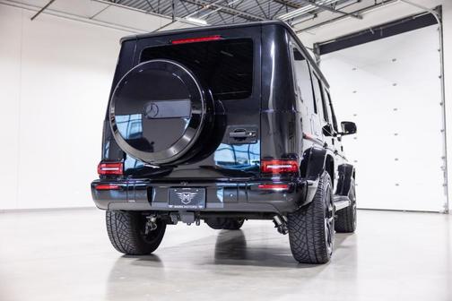 Obsidian Black Metallic 2025 Mercedes-Benz AMG G 63 4MATIC