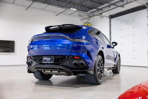 2023 Aston Martin DBX 707