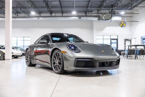 2021 Porsche 911 Carrera