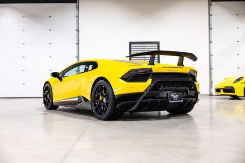 Giallo Inti Pearl Effect 2018 Lamborghini Huracan Performante
