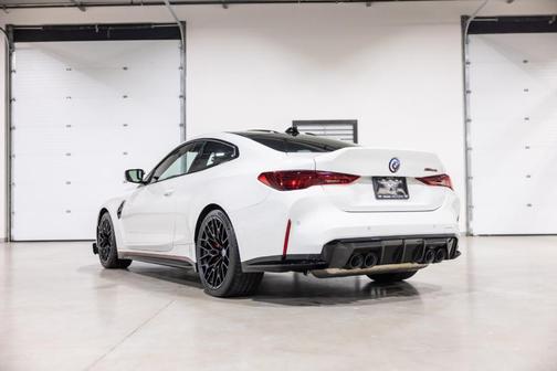 2023 BMW M4 CSL