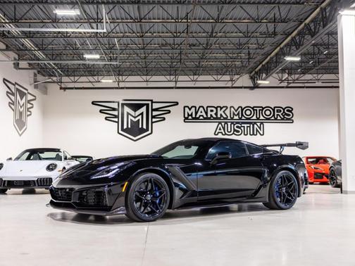Black 2019 Chevrolet Corvette ZR1
