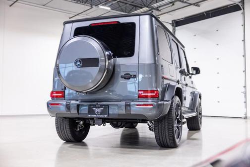 Graphite Metallic 2026 Mercedes-Benz AMG G 63 Base