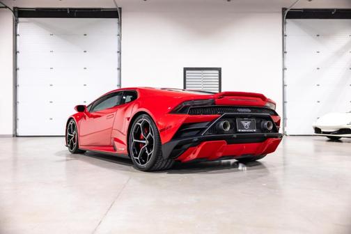2021 Lamborghini Huracan EVO Base