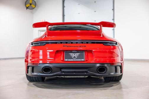 2024 Porsche 911 Carrera GTS