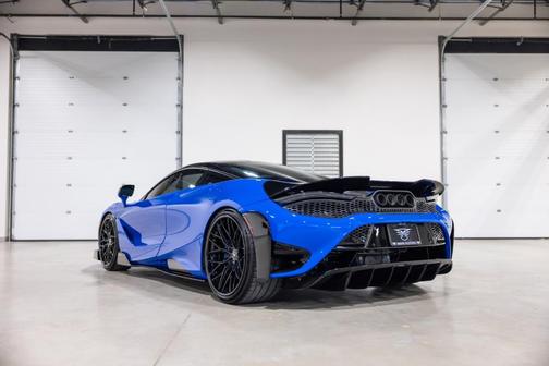 2021 McLaren 765LT Base