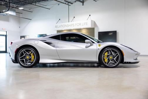 2022 Ferrari F8 Tributo Base