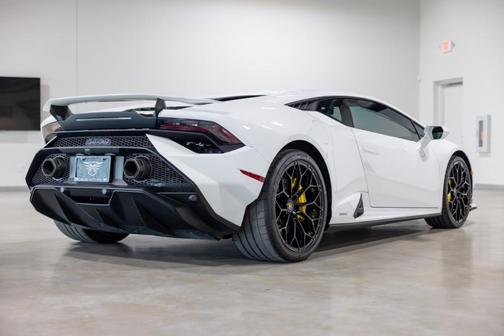 2024 Lamborghini Huracan Tecnica Base