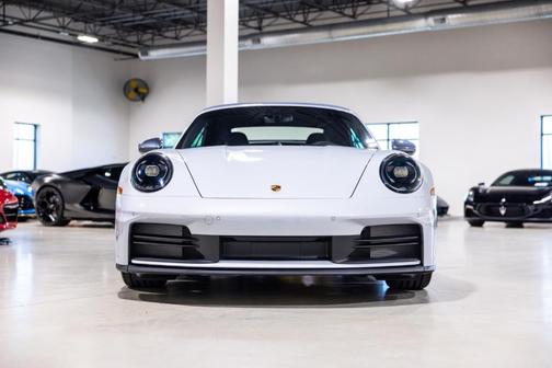 Ice Grey Metallic 2026 Porsche 911 Carrera