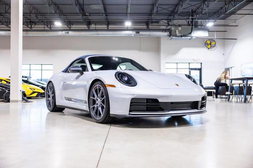 Ice Grey Metallic 2026 Porsche 911 Carrera