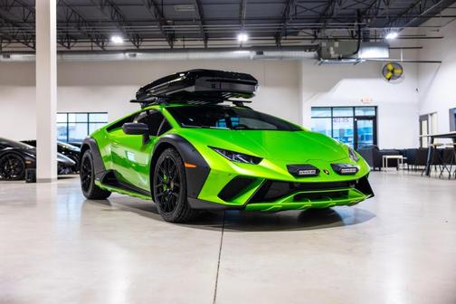 Green 2024 Lamborghini Huracan Sterrato Base