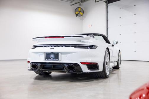 2023 Porsche 911 Turbo