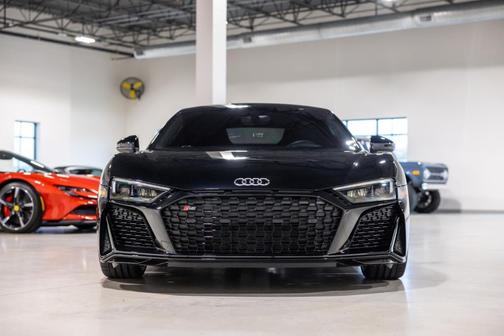 2023 Audi R8 5.2 V10 performance