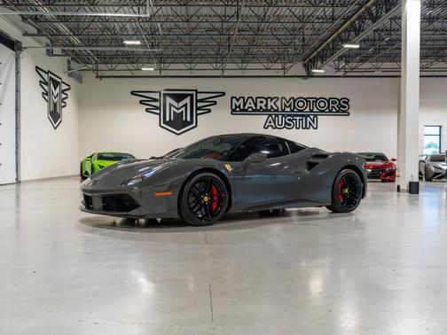 2018 Ferrari 488 GTB Base