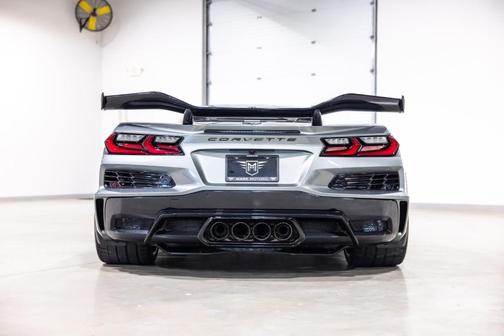 Gray Metallic 2024 Chevrolet Corvette Z06