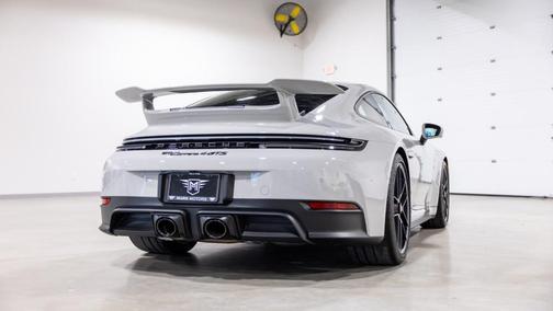 2026 Porsche 911 Carrera 4