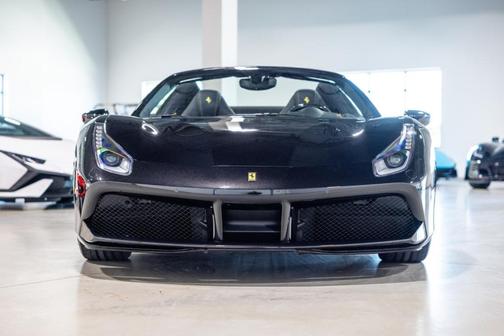 2019 Ferrari 488 Spider Base