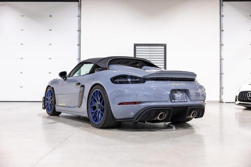 2024 Porsche 718 Spyder RS