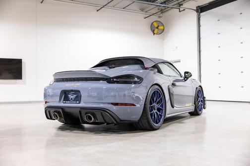 2024 Porsche 718 Spyder RS