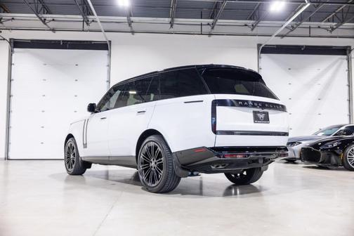 Fuji White 2024 Land Rover Range Rover AUTOBIOGRAPHY P530 LWB-FUJI WHITE-TOWING PACK-BLAC