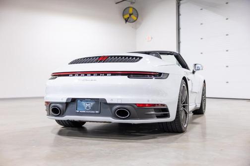 2023 Porsche 911 Carrera