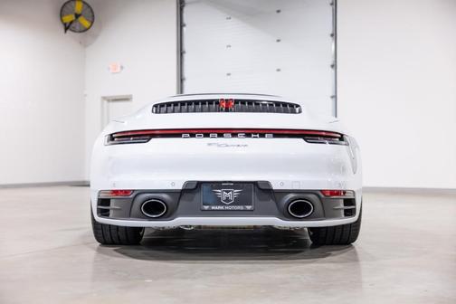 2023 Porsche 911 Carrera