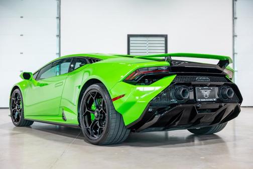 2024 Lamborghini Huracan Tecnica Base