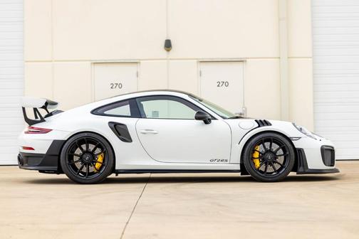 2018 Porsche 911 GT2 RS