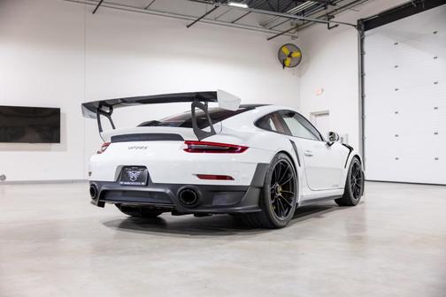 2018 Porsche 911 GT2 RS