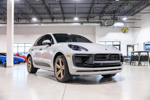 2024 Porsche Macan GTS