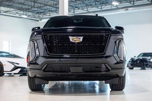 2025 Cadillac Escalade ESV Sport