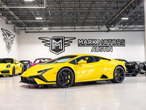 Giallo Inti Metallic 2023 Lamborghini Huracan Tecnica Base
