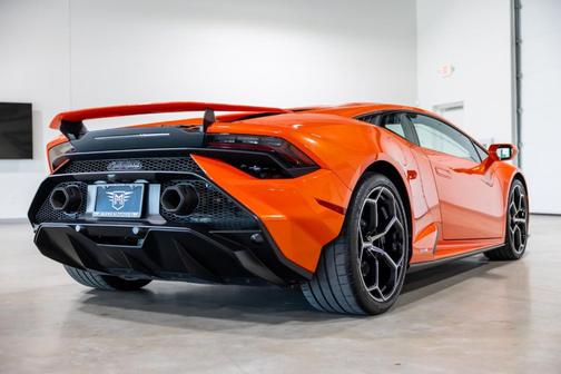 2023 Lamborghini Huracan Tecnica Base