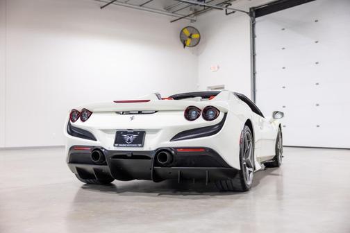 2022 Ferrari F8 Spider Base