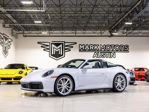 2024 Porsche 911 Targa