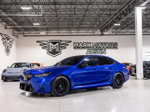 2025 BMW M5 Base
