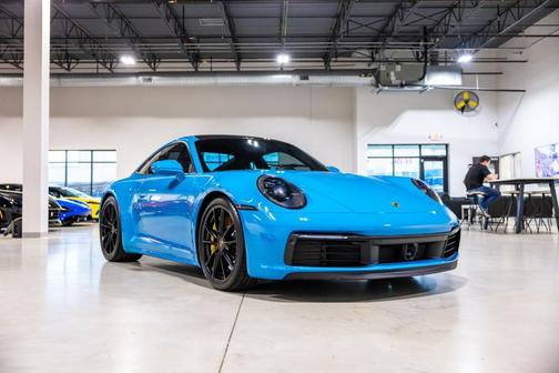2021 Porsche 911 Carrera