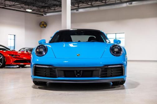 2021 Porsche 911 Carrera