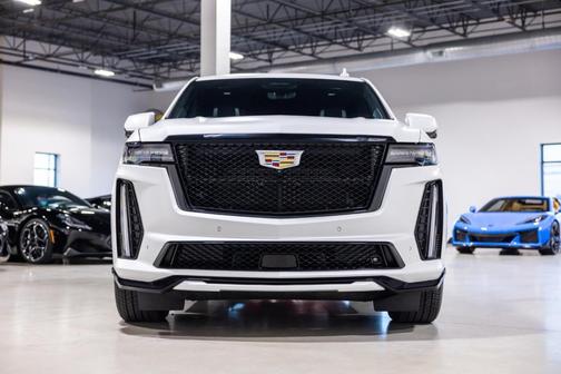 Crystal White Tri-Coat 2024 Cadillac Escalade V-Series