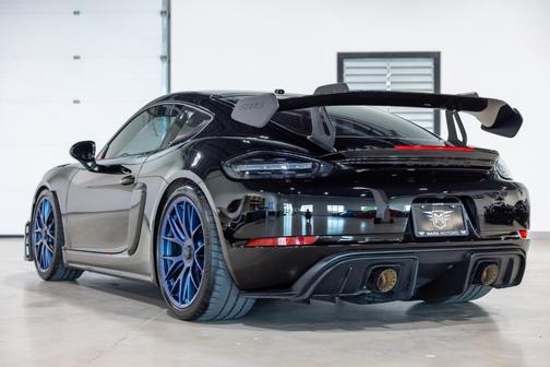 2023 Porsche 718 Cayman GT4 RS
