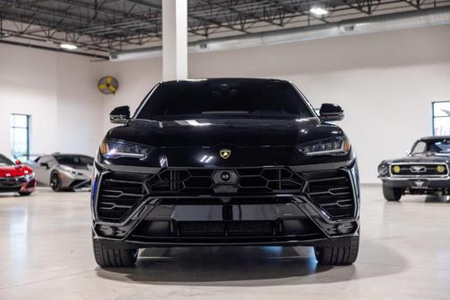 2022 Lamborghini Urus WITH INTERIOR-CLASSIC SPEC