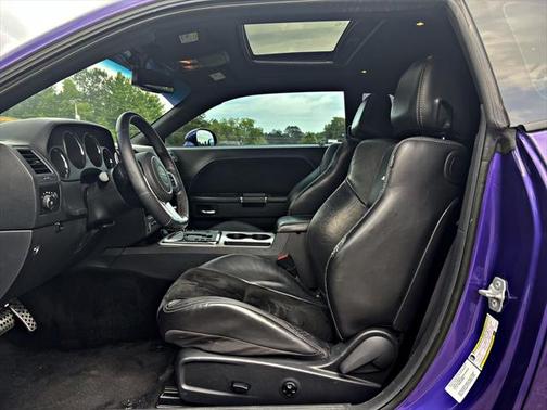 2014 Dodge Challenger SRT8
